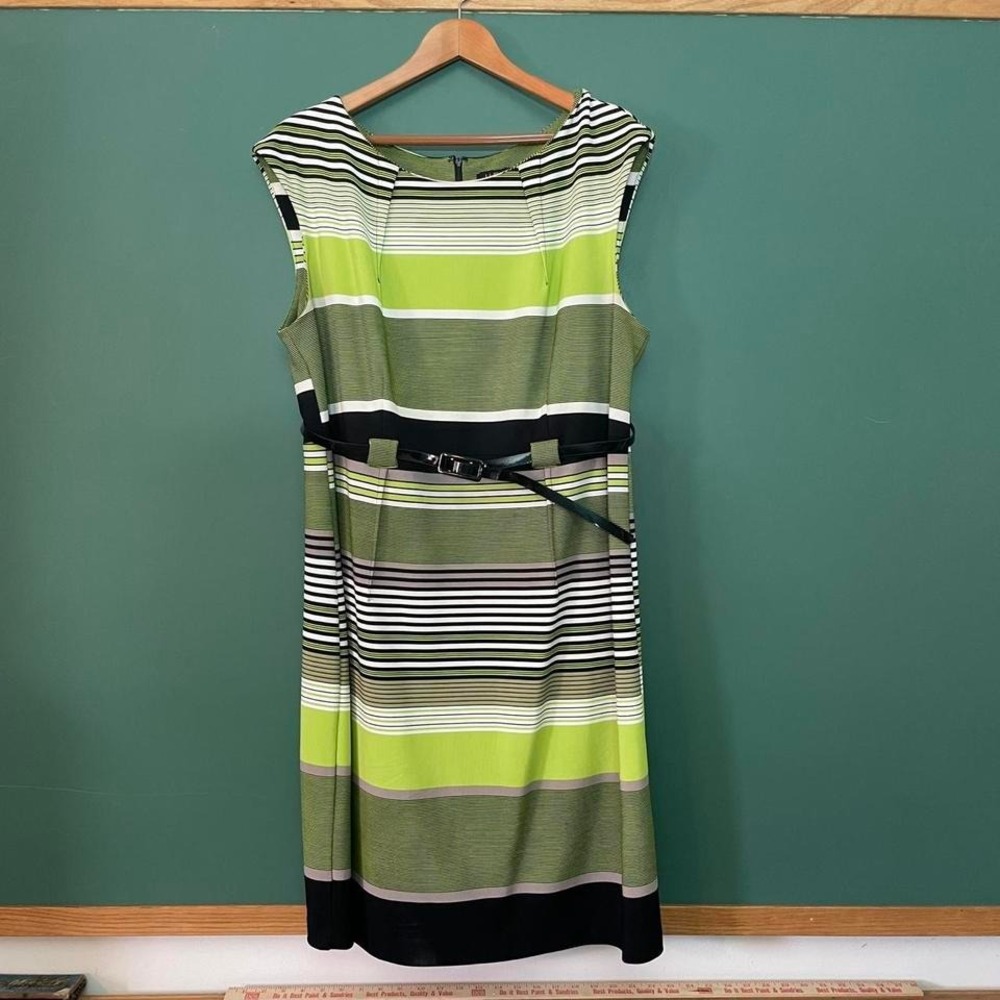 2000s‎ striped dress with belt Label: Ile New York Size 18W